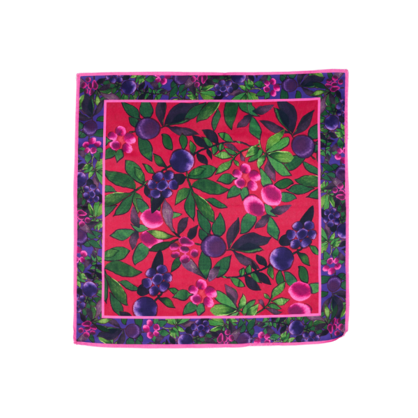 Winter Berries Knot Wrap Delight in the details