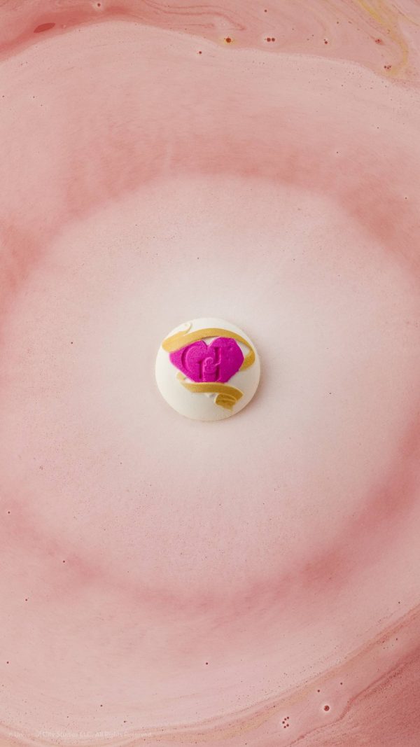 Glinda's Wedding Dress It couldn't be lovelier