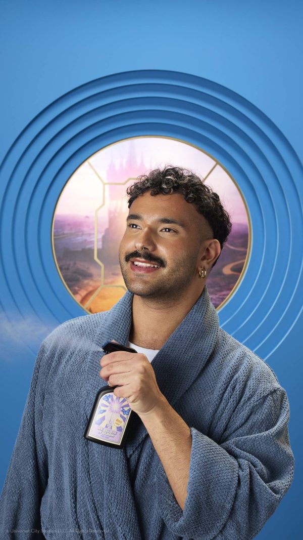 We Believe In Glinda Shouldn't this be pinker