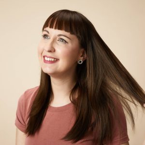 Noir Henna A lustrous deep, cool coffee brown