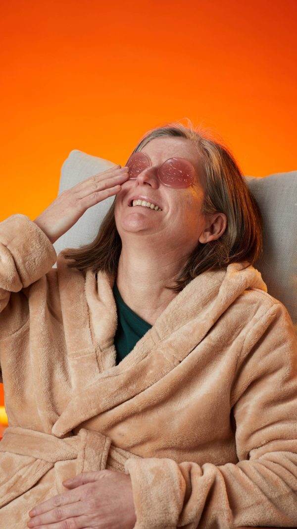 Rose Eye Pads A pair of roses to refresh