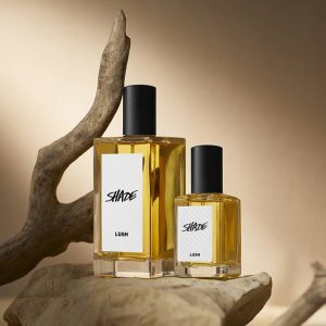 Shade Warm and comforting sandalwood and olibanum