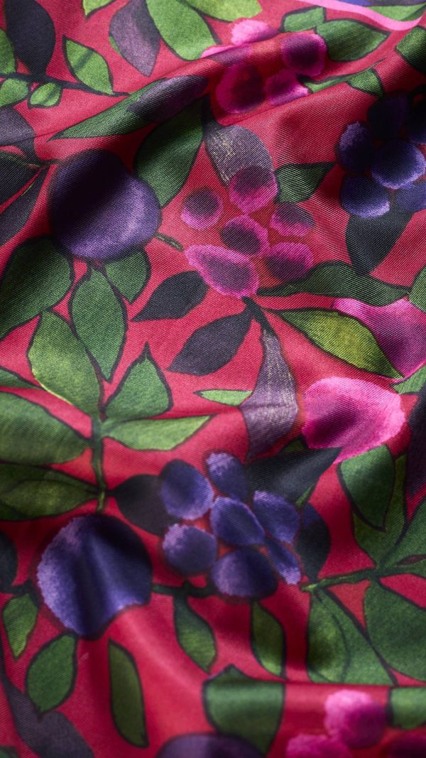 Winter Berries Knot Wrap Delight in the details